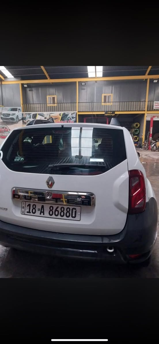 حياكم الله
رينو داستر 
2018
لون أبيض  السيارة كامله ومابيها اي نقص 
سعرها120 وبي مجال
***********
