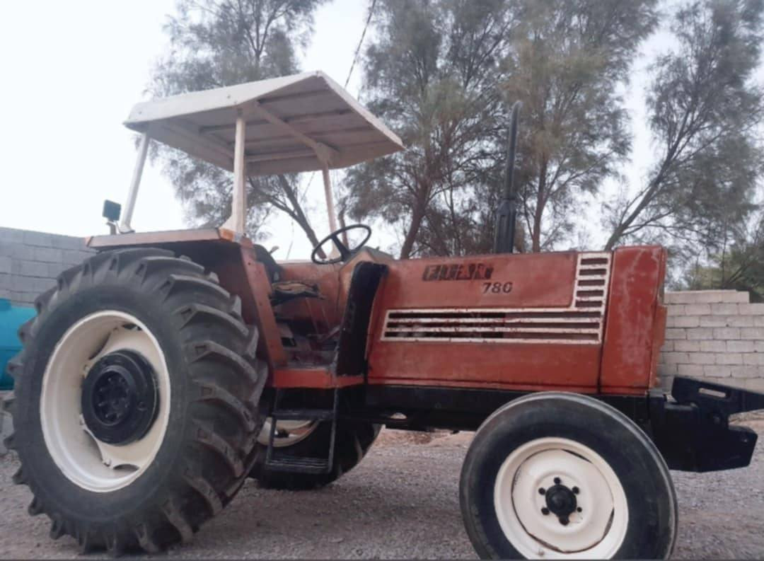 السلام عليكم مكينة فيات للبيع مكفولة كير محرك تخم تاير ماناقصة اي شي المكان محافظة ديالى للاستفسار الاتصال على الرقم ***********
