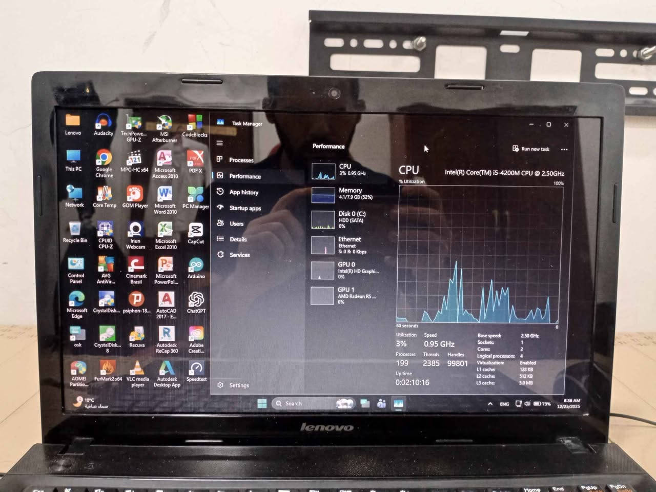 السلام عليكم....
 
للبيع – لابتوب Lenovo بمواصفات جيدة  جدا
      نظافة 90%
         (( السعر  165 الف و بي مجال للشراي ))

                  ((((ما عندي توصيل ))))

                    ((متواجد بكل وقت))
 
الموصفات /
المديل : Lenovo G510
 الحجم : 16

 المعالج: Intel Core i5 4200
بسرعة تصل إلى 3.10GHZ

المعالج من الجيل الرابع 
عدد الأنوية: 4 نواة فعلية / 4 مسارات – مع دعم كامل للـ Virtualization 

الذاكرة التخزينية : 500GB HDD
 الذاكرة العشوائية (RAM): 8GB

يحتوي على wi fi 2.4G /5G
يحتوي على Bluetooth
يحتوي على كيبورد لوحي عربي / انكليزي 

 نظام التشغيل: Windows 11 Pro – إصدار 25H2
 نوع النظام: 64-بت، مع معالج x64      

 كرت الشاشة الداخلي : Intel HD Graphics 4600

كارت الشاشة الخارجي : AMD Radeon R5 M200

         (بطاريتة مستهلكة بس تبقة 15 دقيقة ) 

 جاهز للاستخدام، مناسب للدراسة، العمل المكتبي،
 و تصفح الانترنت  والمونتاج و العمل الهندسي
مع امكانية تشغيل الالعاب الخفيفة و المتوسطة 

ملحقات الابتوب /
الشاحن الاصلي من شركة Lenovo
الموس سلكي 
الجنطة 
كيبل HD للعرض على شاشة ثانوية
      
 مكاني محافظة البصرة  منطقة الحيانية 
للتواصل والاستفسار اتصل على ***********

 (( السعر:  165 الف وبي مجال  للشراي )) البصرة, العراق

