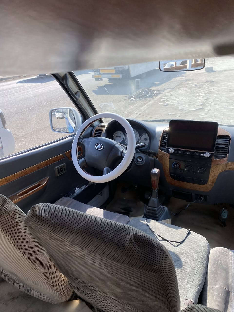 فتون شرطية لبيع موديل 15 سيارة خير من الله جديدة ماشية 160 استلام شركة مصبوغة جمالية حزام بدون قطرة معجون 
السعر 75 المكان بغداد 
***********
