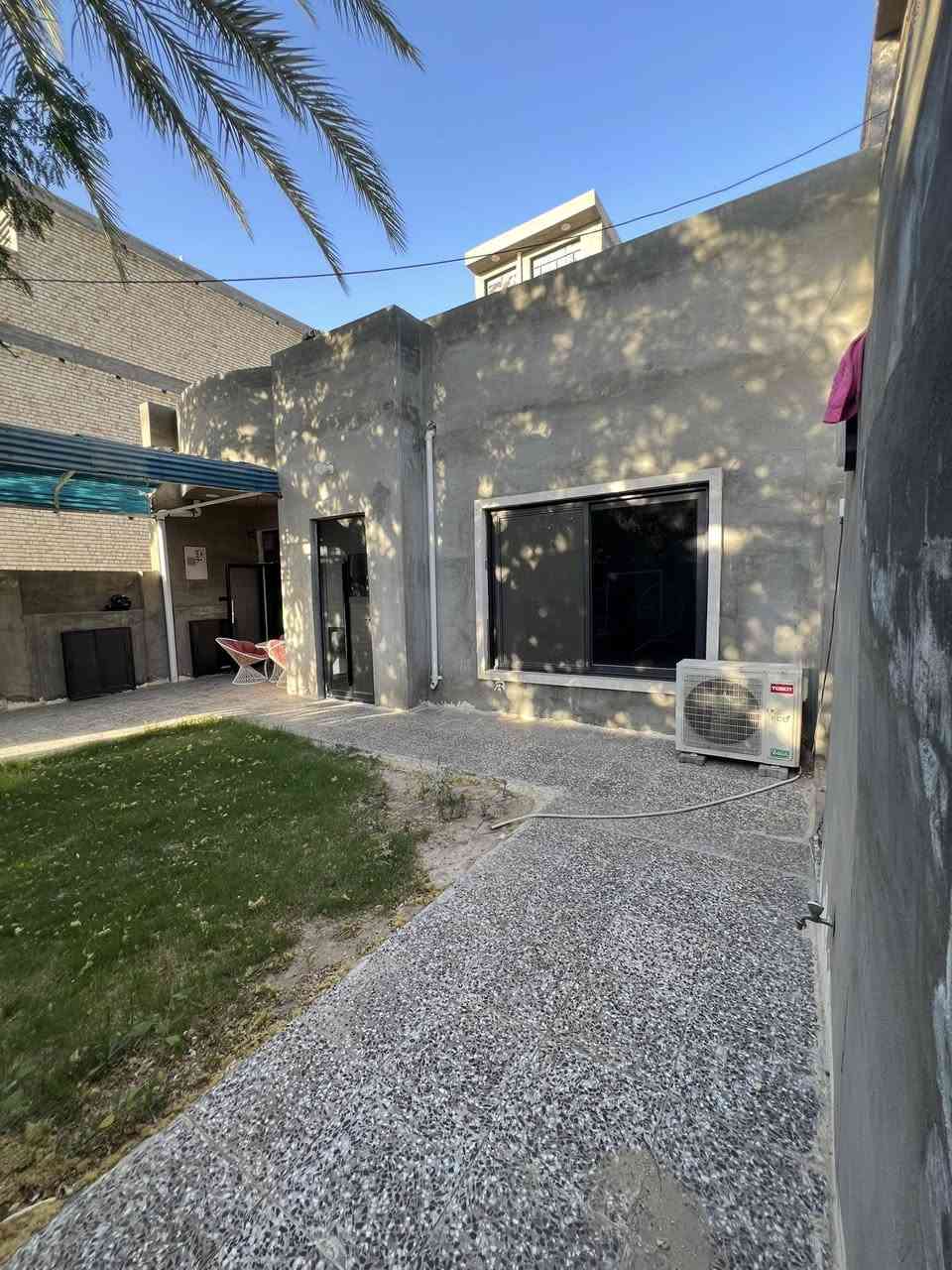 سلام عليكم اخوان تفاصيل داخل الفديو شراي يتصل وبخدمته ***********/ العنوان بغداد الحسينيه الراشدية ￼ البيت جديد بمعنى الكلمة وما حد ساكن بية مال جنية مو شراي بياع
