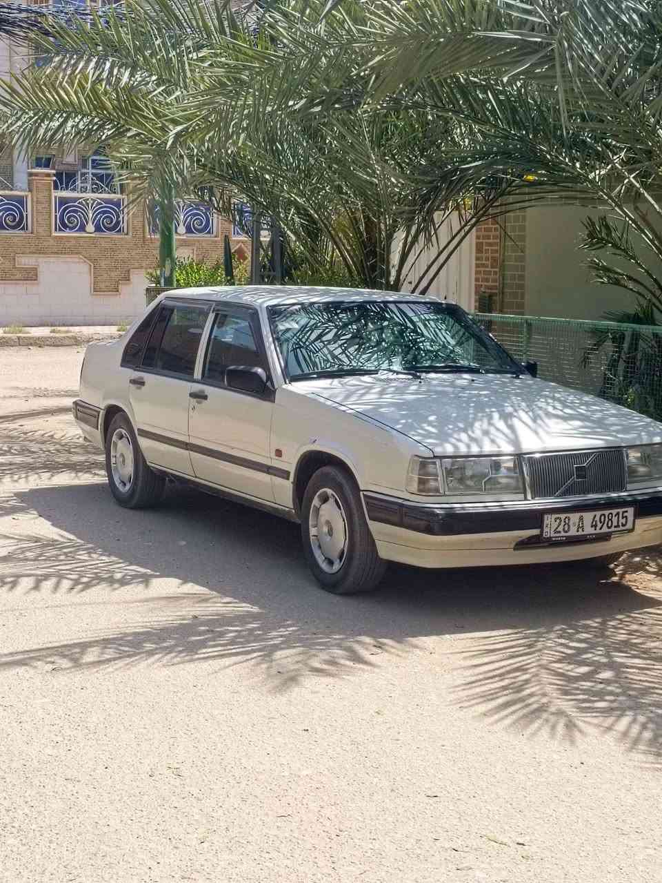 سياره فولفو 940 مكفول صبغ بلادي تبريد تخم تاير حدادي جديد محرك عادي غرفه جديد كهربائي كل شغال مكان نجف رقم نجف ***********
