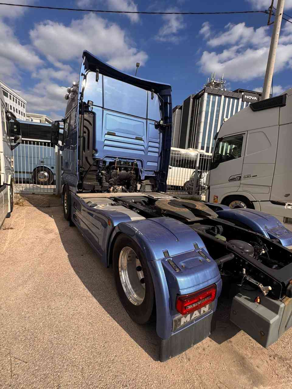 موديل 2018، وحدتان، 350 كم و500 كم، التوصيل إلى العراق. يرجى التواصل معي لمعرفة السعر.


**إذا كنت صاحب هذا الإعلان وتريد حذفه لأي سبب، رجاءا أرسل رسالة إلى الدعم الفني**