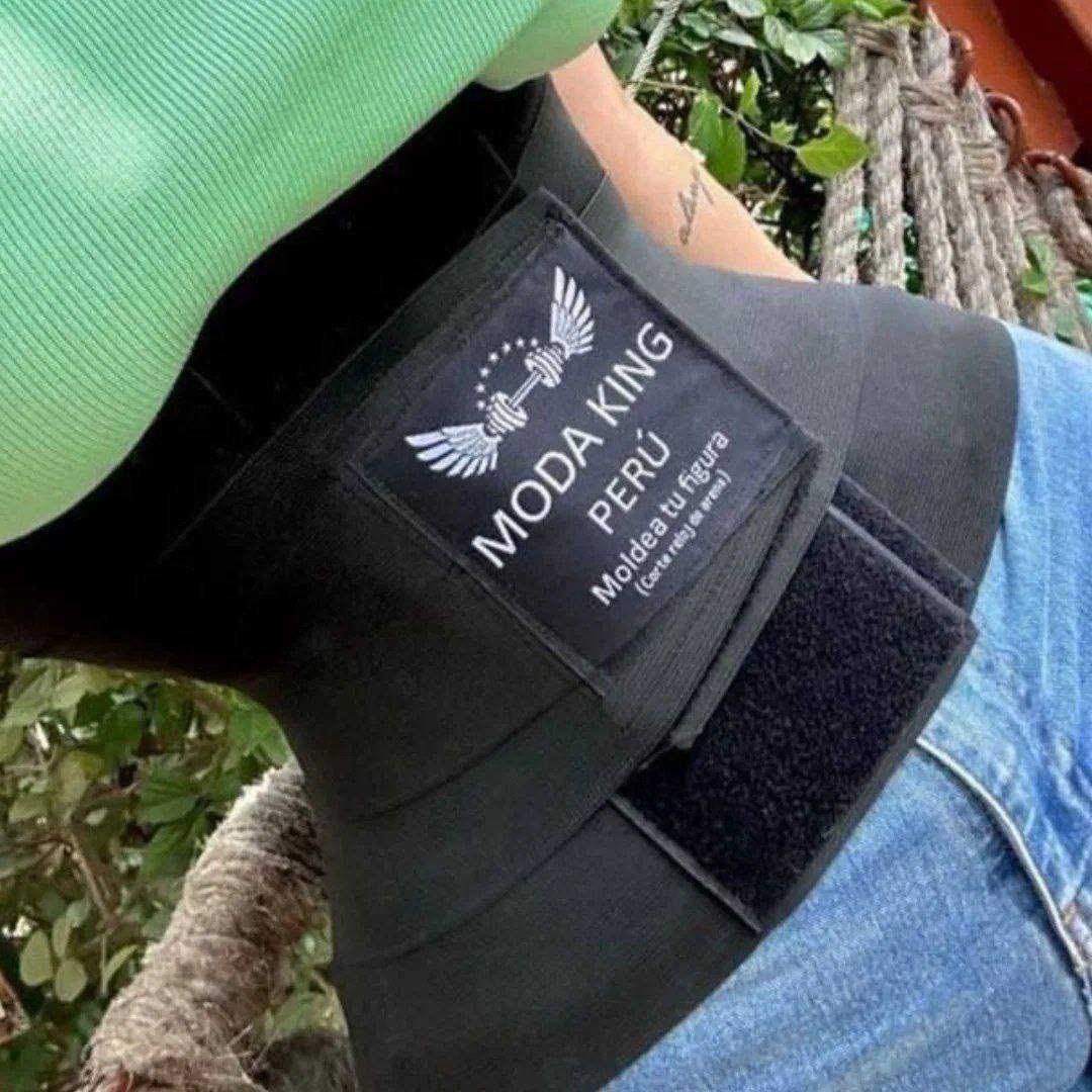 جبنالكم افضل مشد لنحت البطن وشد الجوانب وابراز الخصر 💯💯
مشد البطن والخصر والمعده المميز
يستعمل لنحت البطن والخصر
مصنوع من خامات عالية الجوده 
يستعمل للنساء خصوصا بعد الولادة
و بعد عمليات الشفط والنحت 
• مميِّزات حزام البطن :
- يعمل مشد البطن على تحسين هيئة وشكل الجسم.


**إذا كنت صاحب هذا الإعلان وتريد حذفه لأي سبب، رجاءا أرسل رسالة إلى الدعم الفني**