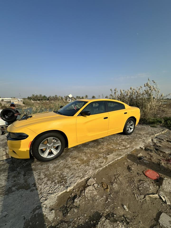 سلام عليكم 
دوج جارجر وارد أمريكي موديل ١٩ اصل 
رقم ذي قار أجره 
السيارة تقرير تعمل او تسير 
سعره 225 او بيه مجال للطيبين 
مكاني ناصريه  سوق الشيوخ 
رقمي ***********
