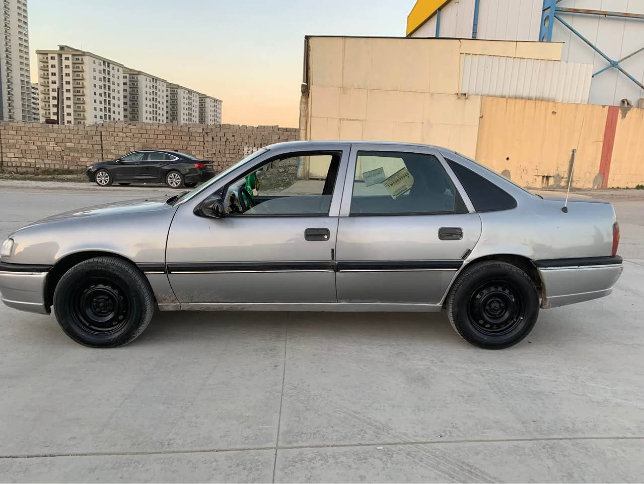 سەرەتا بە ناوی خوای گەورە
ئۆپل ١٩٩٠ گێڕ عادی ڕەقەم سلێمانی مەکینە ١٨ ی مەرغوب یەک نۆزل گێڕ و مەکینەی بەشەرت تەحویل و غرامەی بە شەرت پێش و دوای تازە داگیراوە تەقە و ڕەقەی هیچ تیانیە کامل کارەبای و ناوگێچی بەشەرت مەزبووت ئیش ئەکات ٢ جام کارەبای گەرمی مەزبوت گێچی بەنزین مەزبووت کامل پێشی تازە گۆڕاوە لایت و دەعامی و ئیشارەت کامل جایزە ماڵی دۆستە پێش و پشتی کەپسە بێ دەعم قرچی بچوکیشی نیە کلاج و عەینەی تازە گۆراوە ٤ تایە و ویلی تازەی لەژێرە بەس ماشەڵای ئەوێت زۆر نەرم و توند و تۆڵە بۆیاخی زۆر تازە و جوانە کاڵبونەوە و ڕزیوی نیە زۆر بێ عەیبە ماڵی فەقیرە بەنزین هەر ناخوات سعرەکەشی ٣٧ گەڵاو معامەلەیەکی برایانە
ناونیشان سلێمانی 
ڕەقەم تەلەفون و واتسئاپ و ڤایبەر
0️⃣7️⃣7️⃣2️⃣2️⃣4️⃣2️⃣5️⃣2️⃣6️⃣2️⃣
*********** السليمانية, العراق
