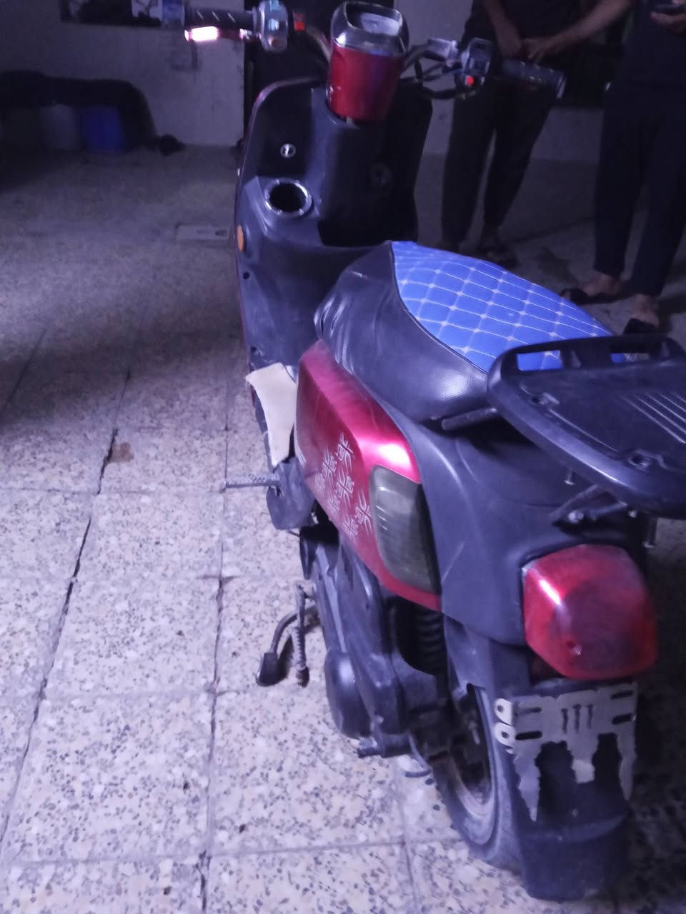 بوليس للبيع شغاله سلف هندر بصمه بيهه السعر 350وبيهه مجال اتصل على الرقم ‏‏‪0782 879 9307‬‏
