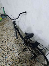 مكفول • اسود • بيه مجال