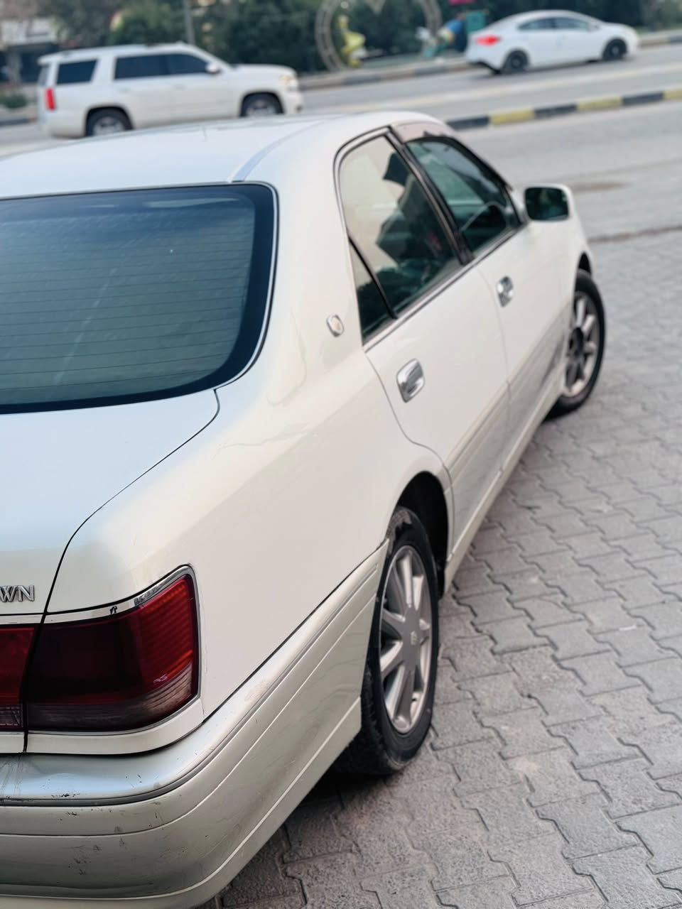 السلام عليكم 
ملكه للبيع او مراوس 
مواصفات 

1-دكمتين 
2- ديفور صغير 
3-كرستال اصل 
4- رقم كركوك مدفوع كمرك ورقم وهزه جديده كامله

5-حداديه وتخم تاير ومكينه جديد 

مكان سياره النجف الاشرف 
الاستفسار 
***********
واتس اب ***********
