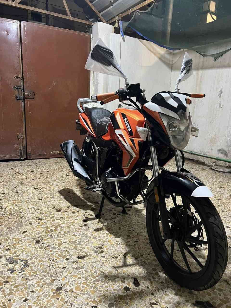 يوجد موطور هيومه موديل 23مسجله كامله تحويل ثاني يوم 
السعر مليون 250
كلشي مابيه دراجه حلوه مابيه أي نقص تعال شوف بعينك لو جيب فيتر فحص 
مكاني الرمادي تأميم 8اشباط 
***********
