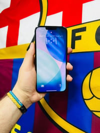 📱 للبيع iPhone 13 Pro Max بحري  🔹 السعة: 256GB 🔹 اللون: بحري 🔹 نسبة ال...