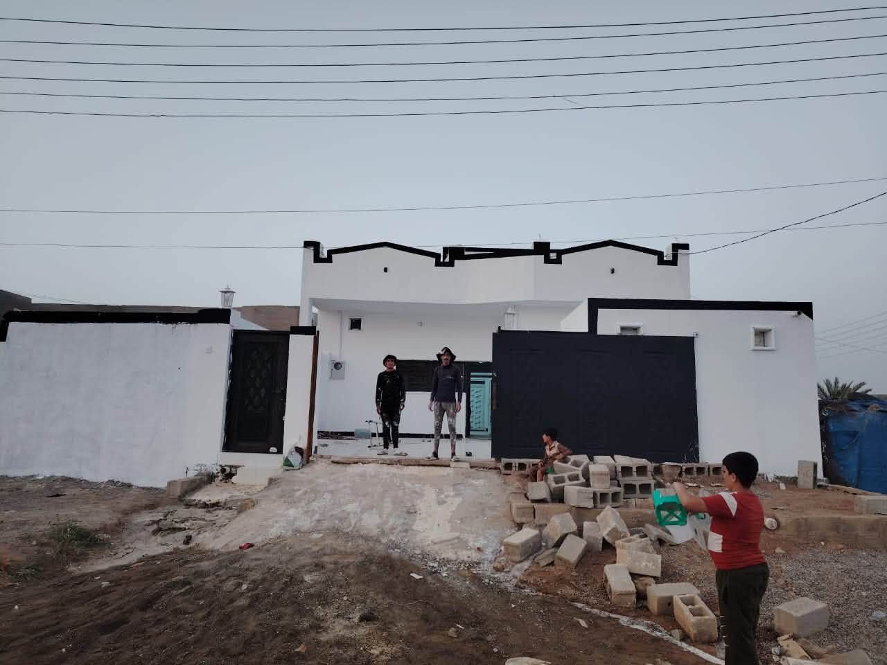 من رخصت الادمن يوجد لدينا عمل أصباغ لجميع أنواع الصبغ شغلي والحمدالله اتصل راسل بخدمتكم ***********  وبأنسب الأسعار
