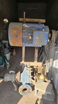 دينمه • للبيع • ملابس