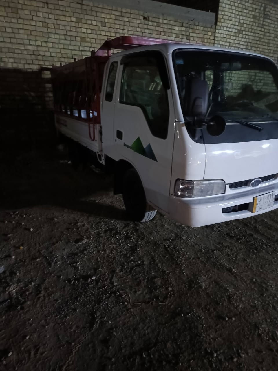كيا فنتيره موديل 97رقم بغداد بسمي رقم شاصي وشاصي كير مكينه شاصي كفاله تخم تأير حداديه جديده سلف باتري جدد اريد بيع او مراوس سياره مصبوغه الجماليه  سعر 62 وبيها مجال ***********
