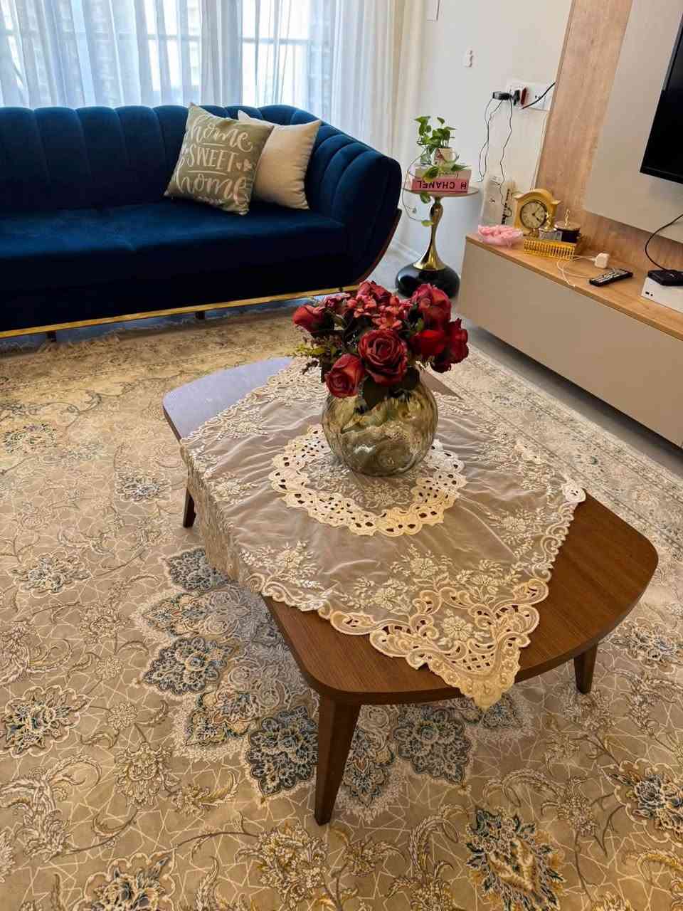سێتی ژووری میوان
لە دیکۆر هۆم کڕاوە
تازە و بێ عیبن

تاقمی نان خواردنی ٨ نەفەری
تاقمی ٦ نەفەری نان خواردن
مێزی ناوڕاست

فەرشی ئێرانی ١٢٠٠ شانەی ئەسڵی  قیاسی ٢ نیو بە ٣

کامل هەمووی ١٣ وەرەقە 

سلێمانی

Whastup
***********
