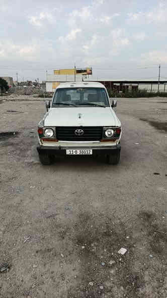 السلام لاندكروز موديل ٨٤ رقم بغداد دولي سنويه جديدة مكفوله من الحادث بيها جراد محرك ٢ f  كير ٦ نمر السياره كامل مواصفات دفع رباعي سياره جاهزة السعر ٤٧ مكانها بغداد ***********  اني مكلف بالنشر الشراي يتصل
