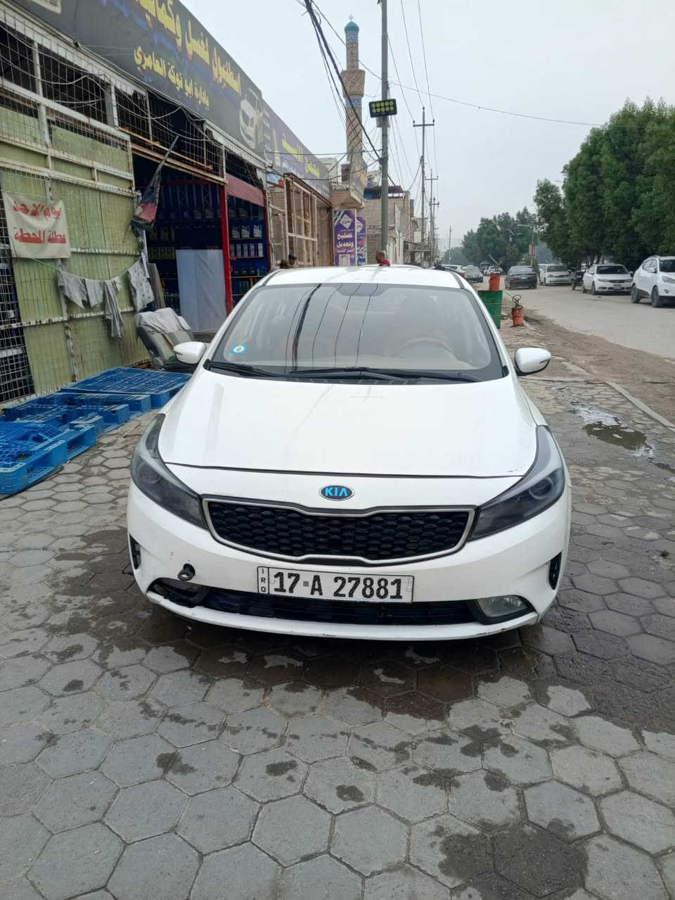 سيراتو ٢٠١٧سيارةجاهزة كير محرك تبريد حدادية ماشية ٩٥حقيقي بيها سونار موضح كل شي لاتصال *********** مكلف بل النشر مكان السيارة نجف
