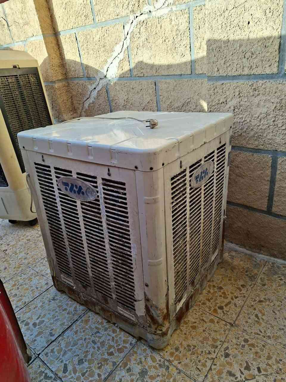 مبردة بلاستيك سعرها ٩٠ وبيهه مجال قليل مبردة حديد حجم ثنين ونص ماطورها الاصلي سعرها ٦٠وبيهه مجال قليل بغداد الشعب


**إذا كنت صاحب هذا الإعلان وتريد حذفه لأي سبب، رجاءا أرسل رسالة إلى الدعم الفني**