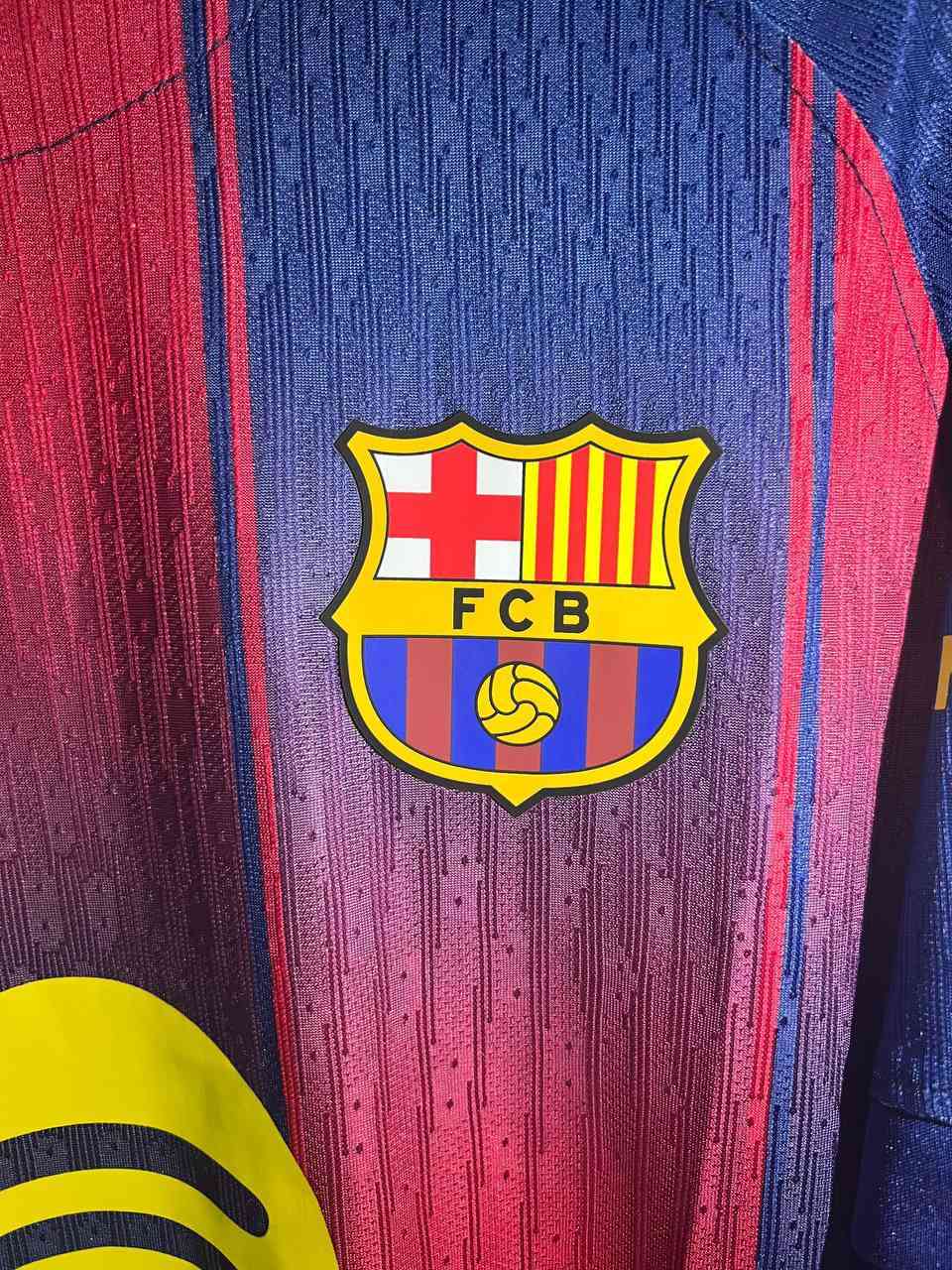 تصفيه دريس برشلونة و ريال مدريد نسخة لاعب تايلندي اصلي  
بقت اخر اربع قطع (اثنين مدريد و اثنين برشلونة)  مدريد XL  القطعتين برشلونه زاحد XL واحد L
سعر القطعة ب9
تاخذ كل القطع سعر 32 سعر  ما اعتقد يتفوت


**إذا كنت صاحب هذا الإعلان وتريد حذفه لأي سبب، رجاءا أرسل رسالة إلى الدعم الفني**