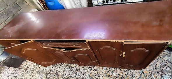 السلام عليكم باسكل للبيع حجم 26
مصبوغ احمر +بوفيه ست بيبان يرادلهه تصليح 
الباسكل سعره 70وبي مجال والبوفيه شگد تنطون بيهه بل يرضي الله مراسله واتساب *********** اوماسنجر 
عنوان سبع قصور شارع ابو علي
