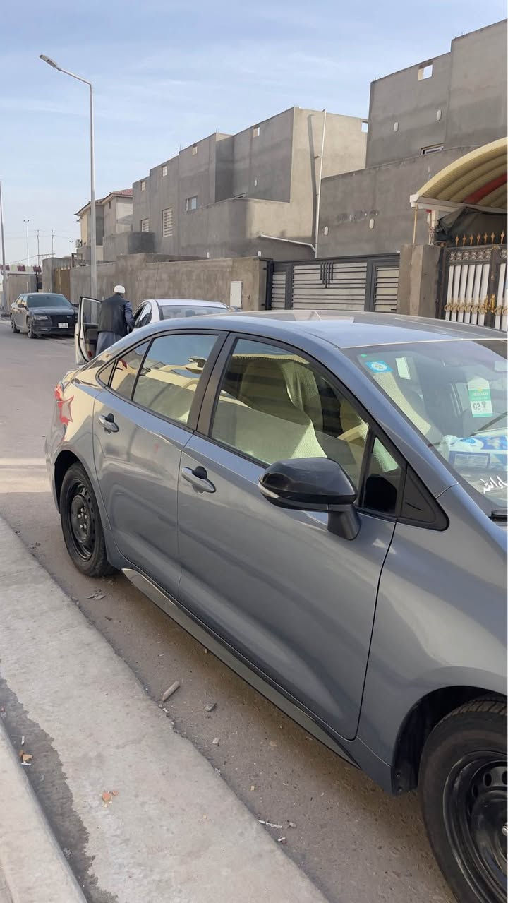 سلام عليكم تيوتا كورلا مديل 2024سياره فئت SEسياره جديده على ايدي وارد امريكي سياره بدون حادث حادثه غرق وداخله شغاله سياره ما مبدل بيها اي شي مكينه 2000دوش وسياره موجود ويلكب مالته لاصلي سياره فول بس ما عده لفتحه تشغيل عن بعد سعر 180وبيها مجال 
***********
بيع او مراوس حسب لقناعه البصرة, العراق
