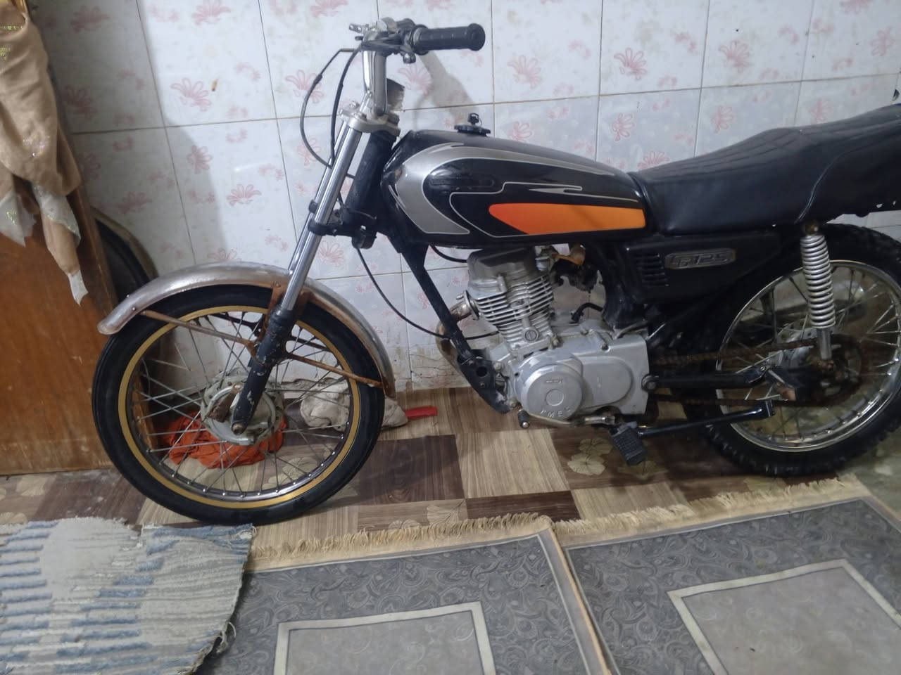 للبيع ارشه موديل 20 كلك مكفوله لا نضوح ولا صوت لا تبخير  شلعه ومعدل كربلاء حي العباس سعر 275.    ***********
