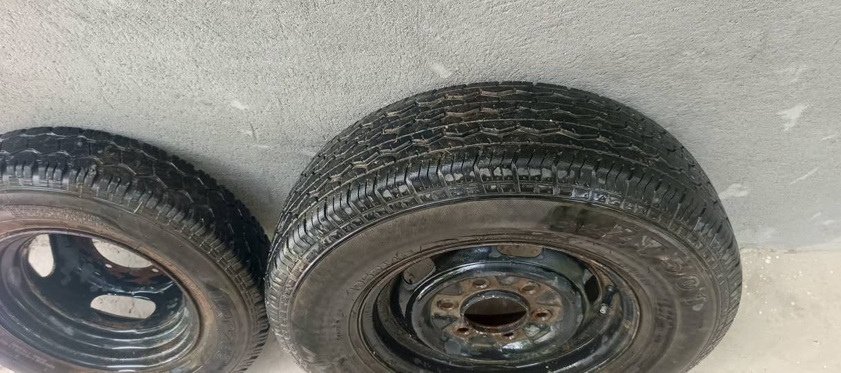 يوجد سبيارت كيا بنكو جديدات استخدام بصيط سعرهم 150 عنوان سلمان باك ***********
