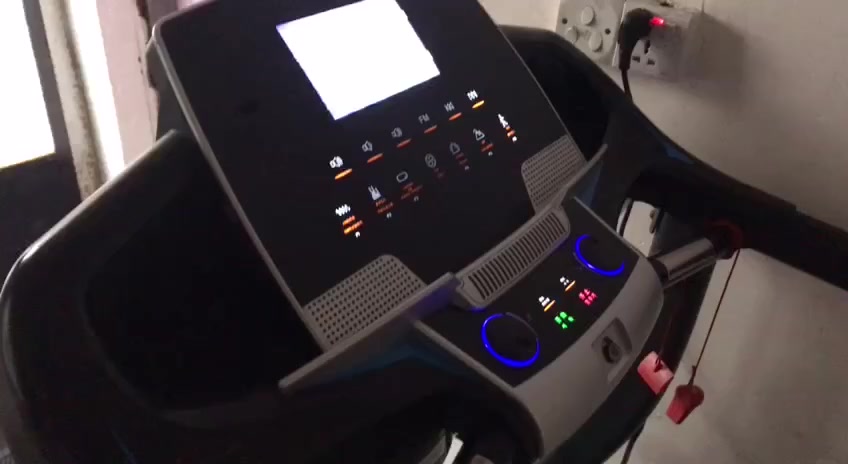 جهاز جري
جهازي جري

نضام جبلي دبل ماطور

سرعه 180 او 18.0 مو 16.0 هذا حديث

كل غراضه لمس و عندك ب جوانب ازرار جبلي و سرعه

فان تبريد وجه أثناء ركض

قارء سعرات و دقات قلب و بيه مؤقت لو تحب تحدد وقت ركض او مشي

منفذ اواكس سماعات يدعم USB و رام و بيه أيضا راديو FM إذا تحب تسمع راديو أثناء ركض

هزاز بيه ويا الحزام مالته

جهاز كلش مرتب و مال قاعات يرهم حجمه جبير

سعر 350 مكاني بغداد زعفرانية شارع المعهد و أكدر أدبرلك توصيل

***********
