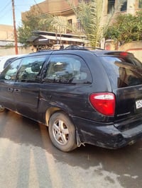 دوج كرفان • ٢٠٠٧ • ٣٣٠٠