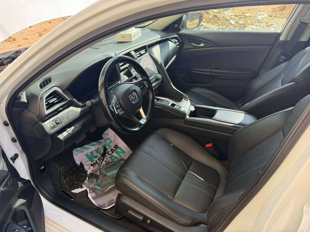 هوندا انسايت هايبرد 2022 تورنك اعلى فئة فول 1/1 رقم بغداد الدولي 
باسمي هزه 2026 بيها بس حادث امريكا تبديل قبق جنطه نفس اللون بلادي السياره بدون قطره صبغ كفاله عامه من الصبغ ومن اي نقص 
سعر 148
رقم ***********
