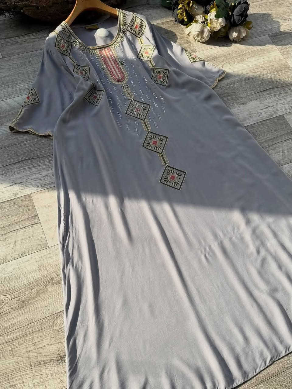 راحة تلبسينها… وأناقة تشوفينه🙂🤍😊
اختيار مثالي للبيت ولمّات العائلة ❤️🌺🦋🐅
😌👗 دشداشة كشمير تطريز هندي أصلي 
قياس 2x_3x_4x_5x
#سعـــــــــــــــــــر10
يوجد توصيل داخل المسيب الفين دينار 
يوجد توصيل محافظات


**إذا كنت صاحب هذا الإعلان وتريد حذفه لأي سبب، رجاءا أرسل رسالة إلى الدعم الفني**