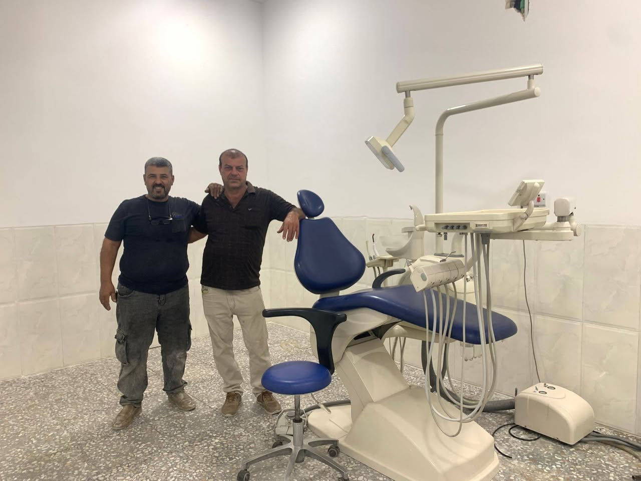 الحمدلله تم تجهيز كرسي الاسنان مستعمل نوع سانتيم في محافظة بغداد  الف مبروك للطبيب المستفيد  /مكتب الهادي دنت مستعدون 
°نقل عيادات الأسنان داخل وخارج بغداد

°تأهيل/صيانة /فتح /نصب كافة كراسي
الأسنان

بيع وشراء جيرات مستخدمه وجديده 

دوشمة كافة كراسي الأسنان
تخطيط وتأسيس عيادات الأسنان  

*********** / ابو هادي / عنوان بغداد  باب الثالث جزيرة بغداد السياحيه
