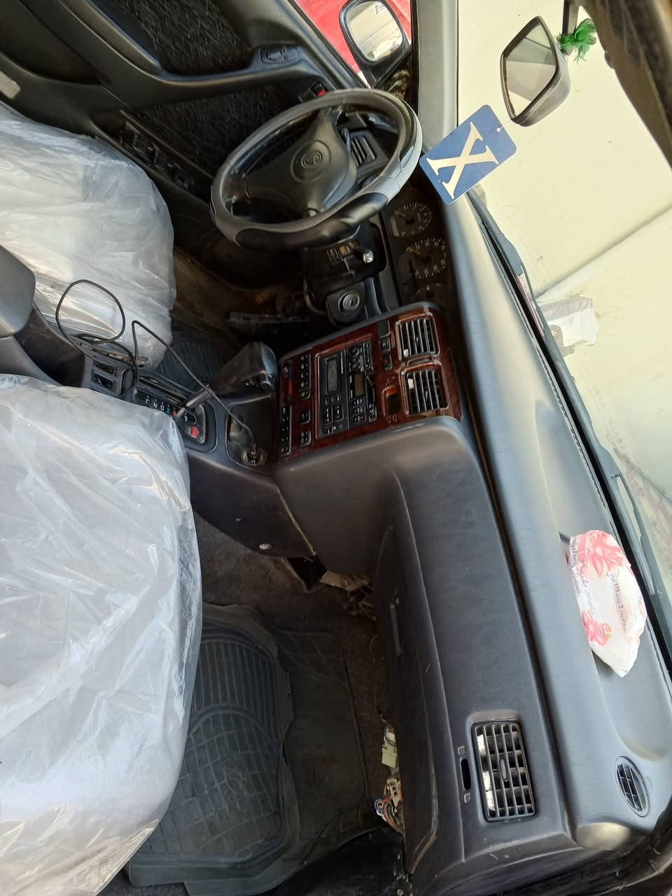 سلام عليكم كورلا كارينا 1993
محرك الفين  مكاني نجف للاتصال ***********
