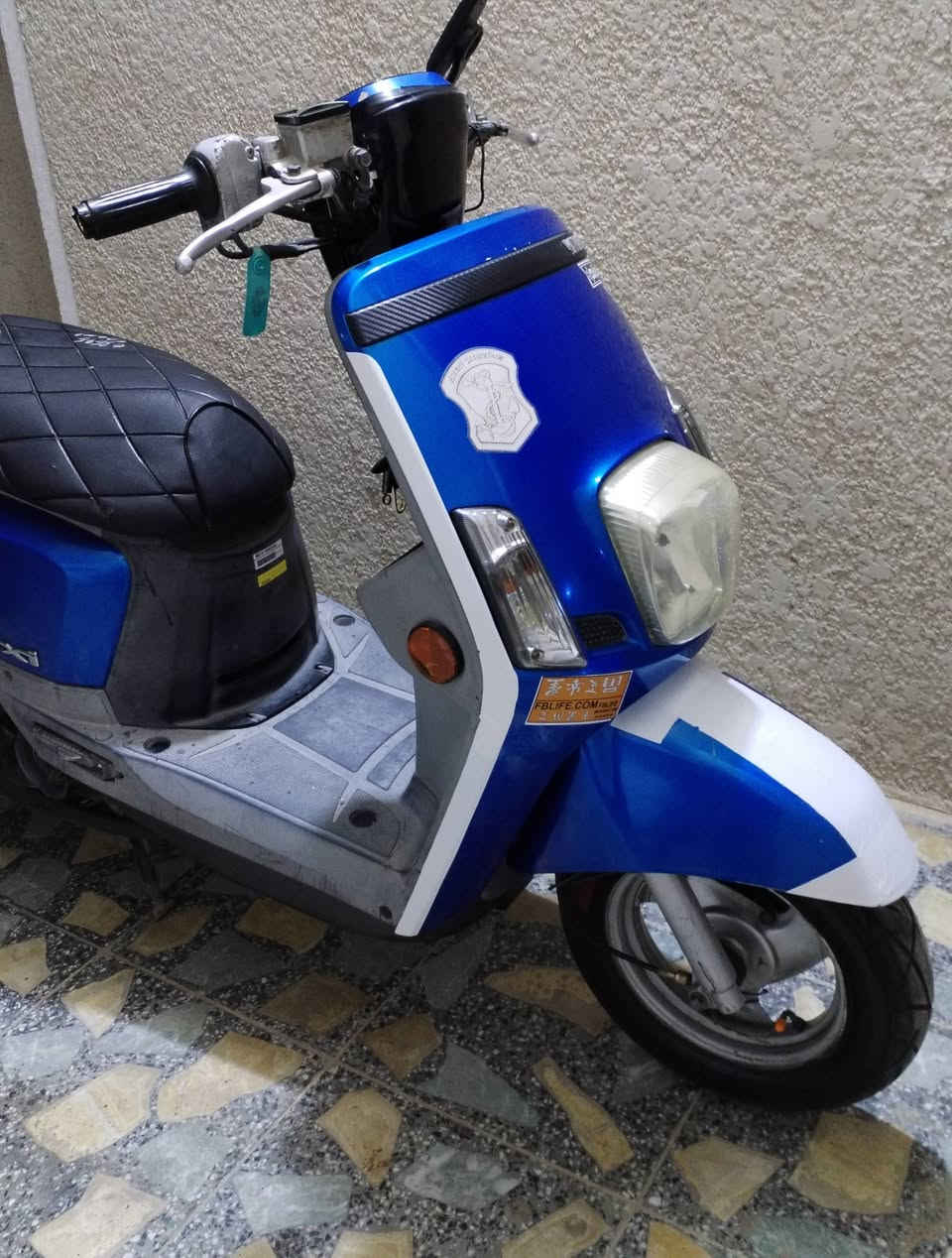 سلام عليكم بوليسي نوزل 2013
كشن بلادي محرك مامفتوح ***********
