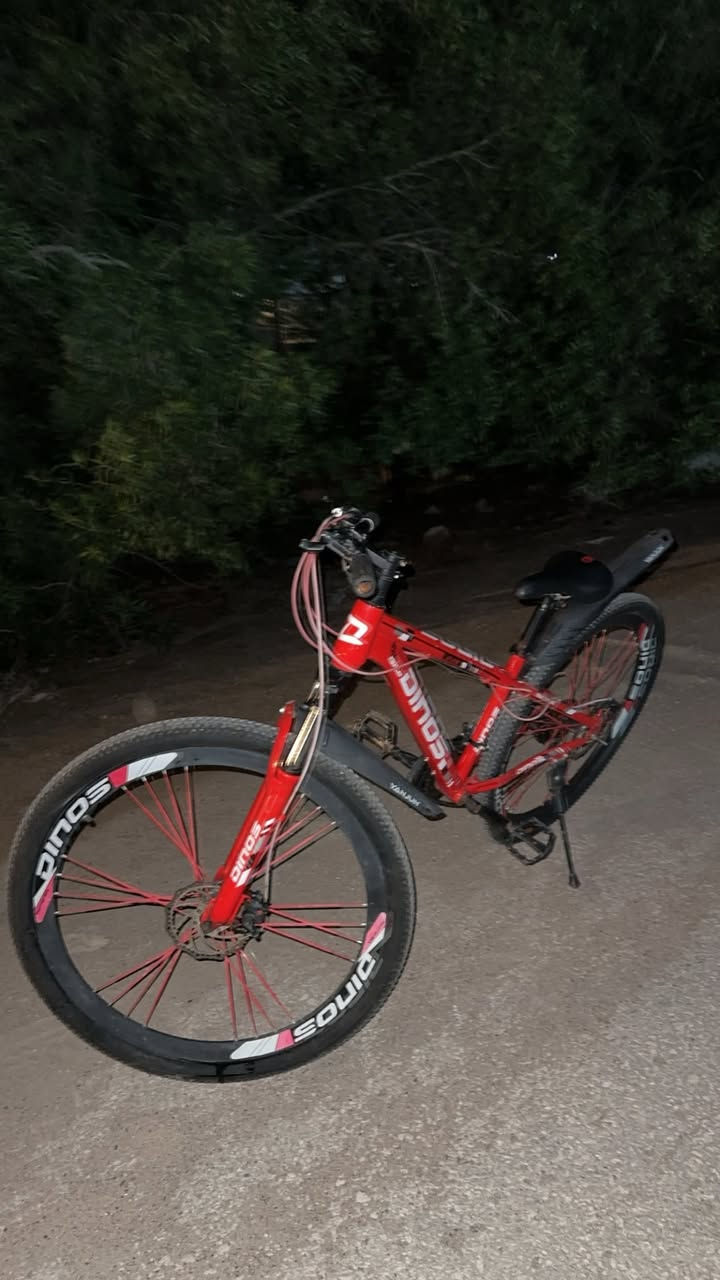 من رخصت الادمن للبيع بايسكل السعر 120 وبي مجال مكاني مقابيل مطعم العباسي ***********
