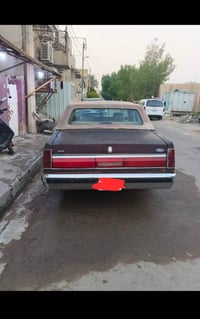 لنكولن تاون كار • ١٩٨٧ • رقم انكليزي سنويه