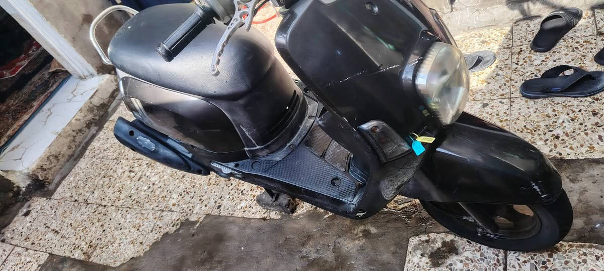 السلام عليكم دراجه بوليسي مكينه ما مفتوحه مكينه  كابريتر دراجه شهر من طالعه من الرمبه البيع السعر900
وبيها مجال مال ج***********
المكان البصره 5ميل شارع الصناعيه
