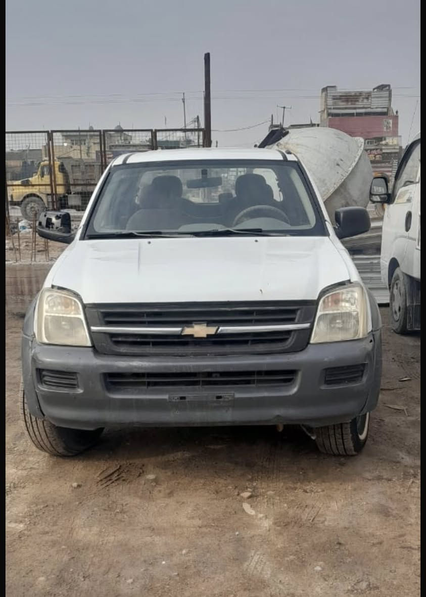 مرخصه الامين بيكم للبيع مال مزاد بيها كتاب مزاد تترقم سياره اي محافظه تريدها ورقمها على دوله سياره جديده وبلاديه من كلشي ومكفوله من دعمه وصبغ ومكينه وكير واكسل وحداديه وتبرد وتخم تاير كله مكفول وشغال وبلادي وسياره جديده بيها مكينه بانزين وكير جدد ابلاديات مال شركة سياره موديل (2005) موجوده بغداد 
سعرها (٤٨ ورقه ) 
رقم ***********
