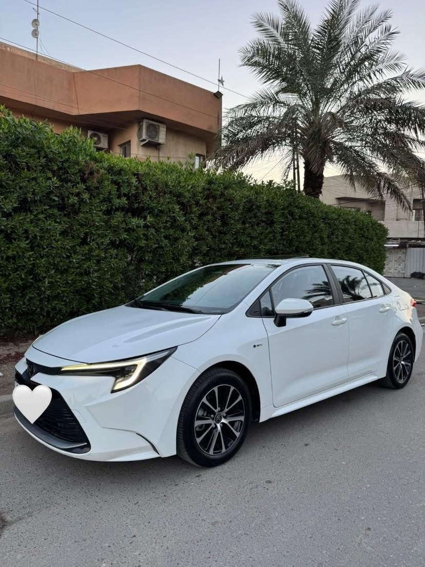 كورلا 2025 هايبرد ماشية 10 الاف 
كفالة عامة من الصبغ والبارد 
بيها رصعة بس على وضعها 
مكاني بغداد العامرية 
السعر 149 ومجال حك الجية بسيط 
رقم بغداد باسمي 
***********
