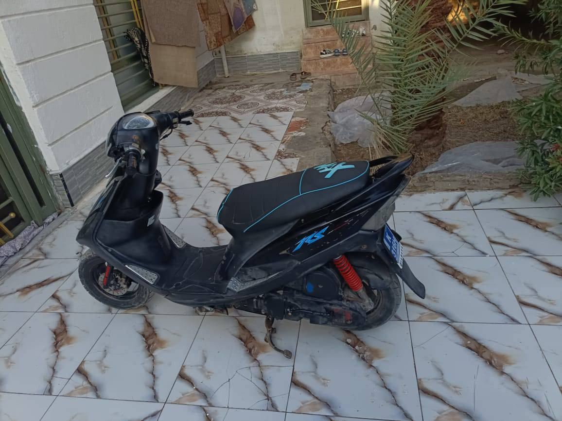 ماكس بلدي جديد شغلا من طول لطول ما مفتوح بس ولفات سعر٩٥٠ناصري مركز مبيل***********
