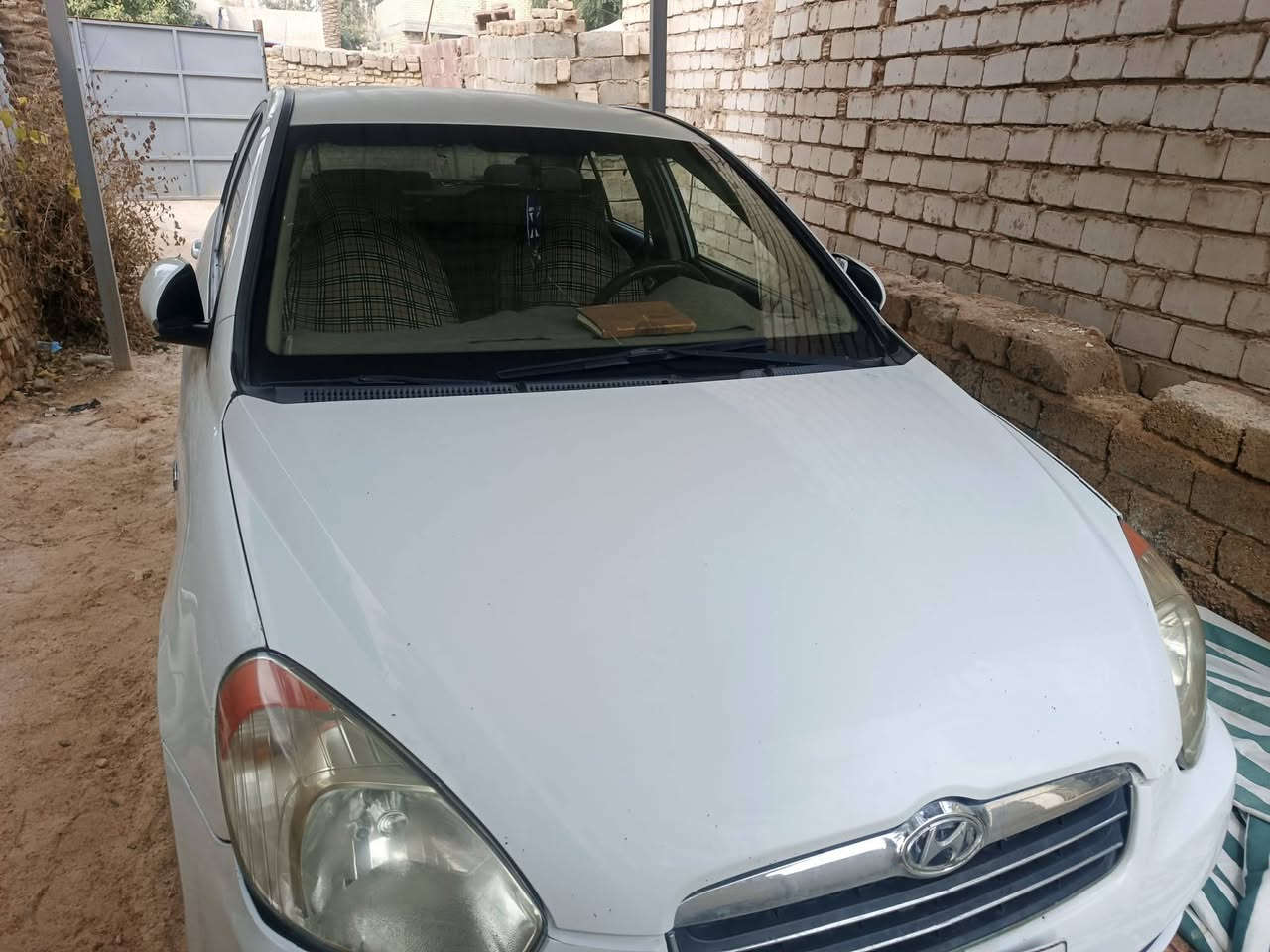 السلام عليكم اكسنت موديل ٢٠١١  بيه بس بنيد مبدل 
رقمه نجف سنويه ماساقطه السعر ٨٩ وبيه مجال قليل كلش 
مكان السياره النجف الكوفه هذا رقمي ‎***********
