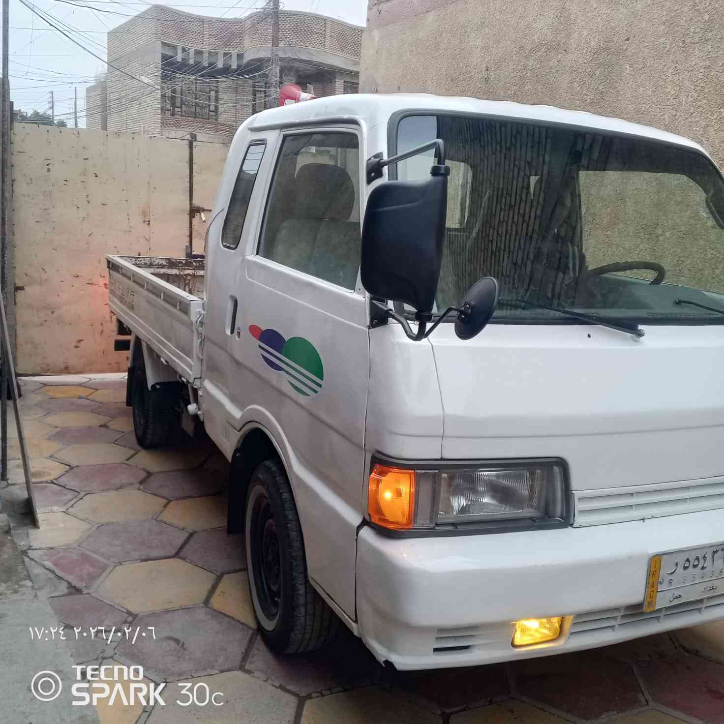 السلام عليكم كية للبيع مديل 94 مصبوغة عام جمالية ميكانيك نضيف السعر 43 وبيهة مجال  الاتصال على الرقم ***********
