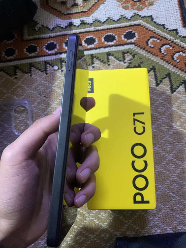 C71 استخدام ولا يوم   الذاكره 128  مامشحون ولامره. لسعر 185 وبي مجال. ***********  بغ
