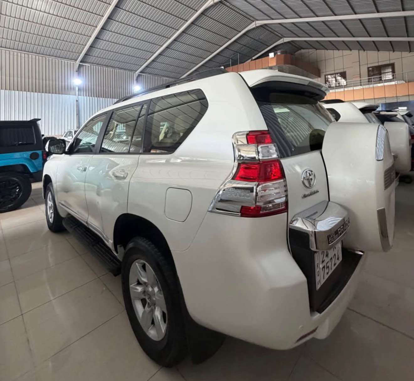 مۆدێل 2014 km 64000 مواسەفات T.X.L V6 ful دوو کوشين کارەبای دوو جئ پيديئار باقی هەموی بە شەرت أربيل, العراق


**إذا كنت صاحب هذا الإعلان وتريد حذفه لأي سبب، رجاءا أرسل رسالة إلى الدعم الفني**