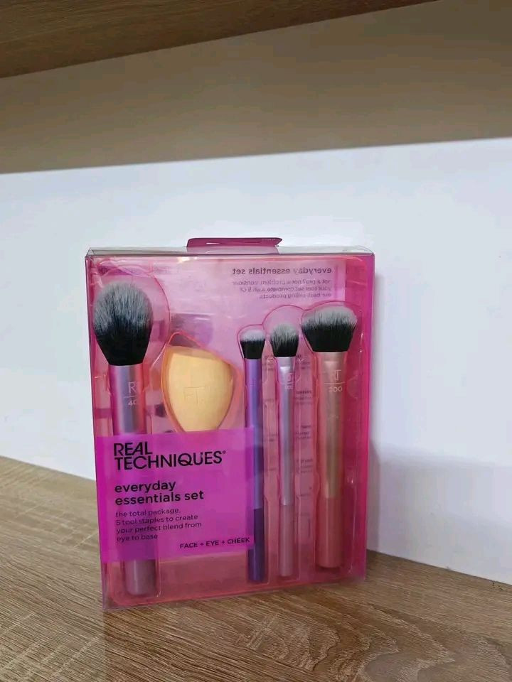 مكياج يجنن  وعناية وعطور شباب بناتي ورجالي بانسب الاسعار 🥰♥ليحب يتواصل خاص


**إذا كنت صاحب هذا الإعلان وتريد حذفه لأي سبب، رجاءا أرسل رسالة إلى الدعم الفني**