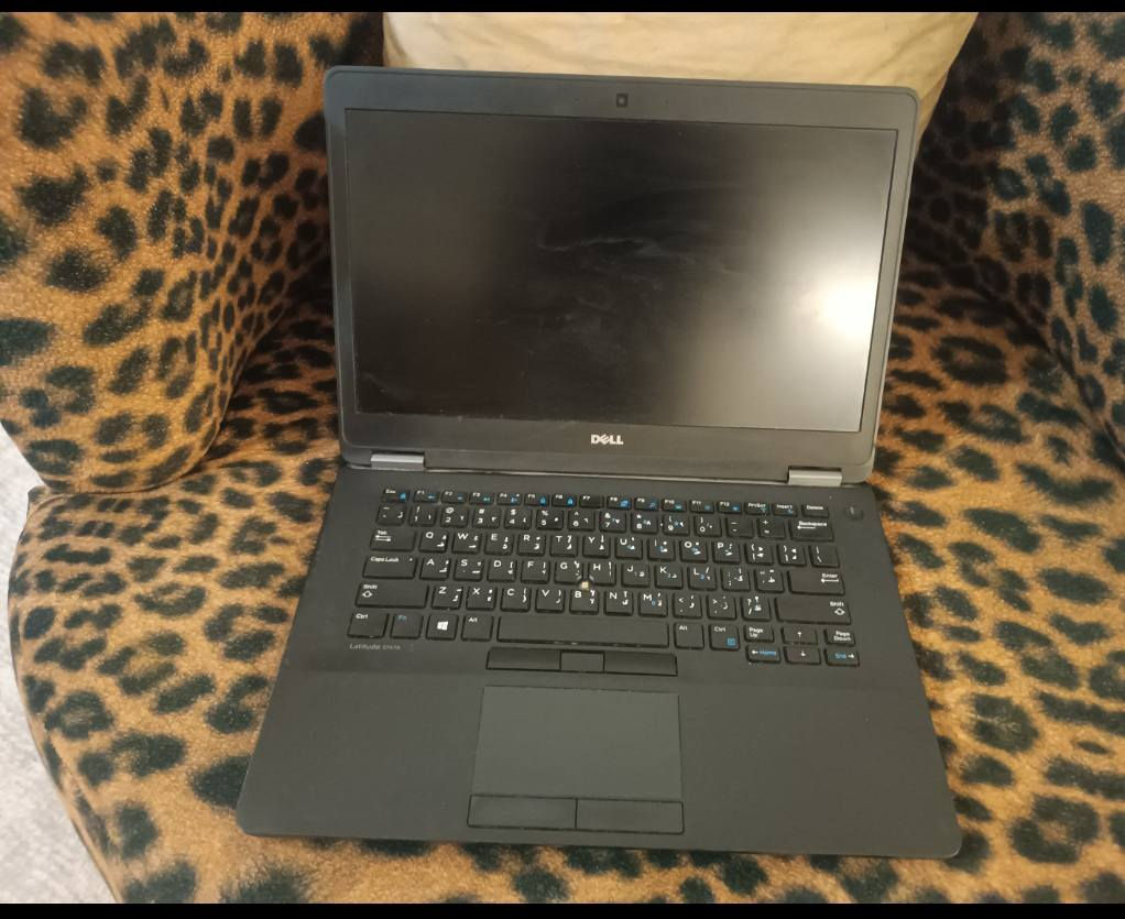 لابتوب dell 
معالج: core i5 gen-6
 ذاكرة: 238 
كرت شاشة: Intel HD graphics 520
حجم الشاشه: 14 انش 
سعر: 150 ألف 
يجي ويه الجهاز جنطة و شاحن أصلي الجهاز نظيف سعر قفل ما بي مجال
مكان بغداد حي الجامعه


**إذا كنت صاحب هذا الإعلان وتريد حذفه لأي سبب، رجاءا أرسل رسالة إلى الدعم الفني**