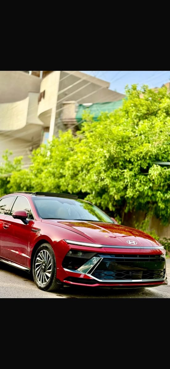 🚘 هونداي سوناتا 2024 هايبرد
🔹 محرك 2000
🔹 فئة لمتد — فول مواصفات للأخير
🔹 رقم بغداد وبأسمي

📌 السيارة جديدة جداً وبدون أي نقص

🔧 البنيد PDR بدون صبغ
▪️ وصبغ ربع چاملغ خلفي بسبب التحميل طخه بسيطة جانت  فقط

📸 صور الحادث مرفقة بالمنشور 

📍 الموقع: بغداد — حي تونس
السعر 217
📞 ***********
