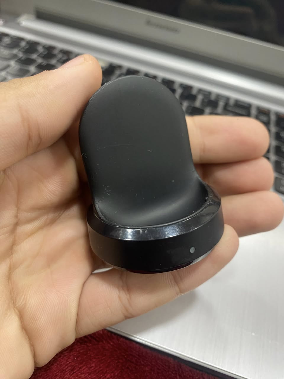 السلام عليكم 
ساعة سامسونك (اصليه)
Samsung Gear S3 frontier
نضيفه كلش وعلى ايدي اشتريتها جديده 
كاامللل ملحقاتها
وياها شاحنتها 
مع ٣سير هديه 
الله شاهد اخت الجديده
اتصال
تنزيل برامج
 تنزيل العاب
حتى متصفح بيها 
وتكدر تخلي بيها اغاني وصور
منبه
قياس نبضات القلب 
اكتشاف الرياضه 
نظام تحذير الحركه
وبعد هواي سوالف 
واني كلش انصح بشرائها
السعر 75 الف وبيها مجال للشراي
وموجود توصيل
مكاني كربلاء 
***********
