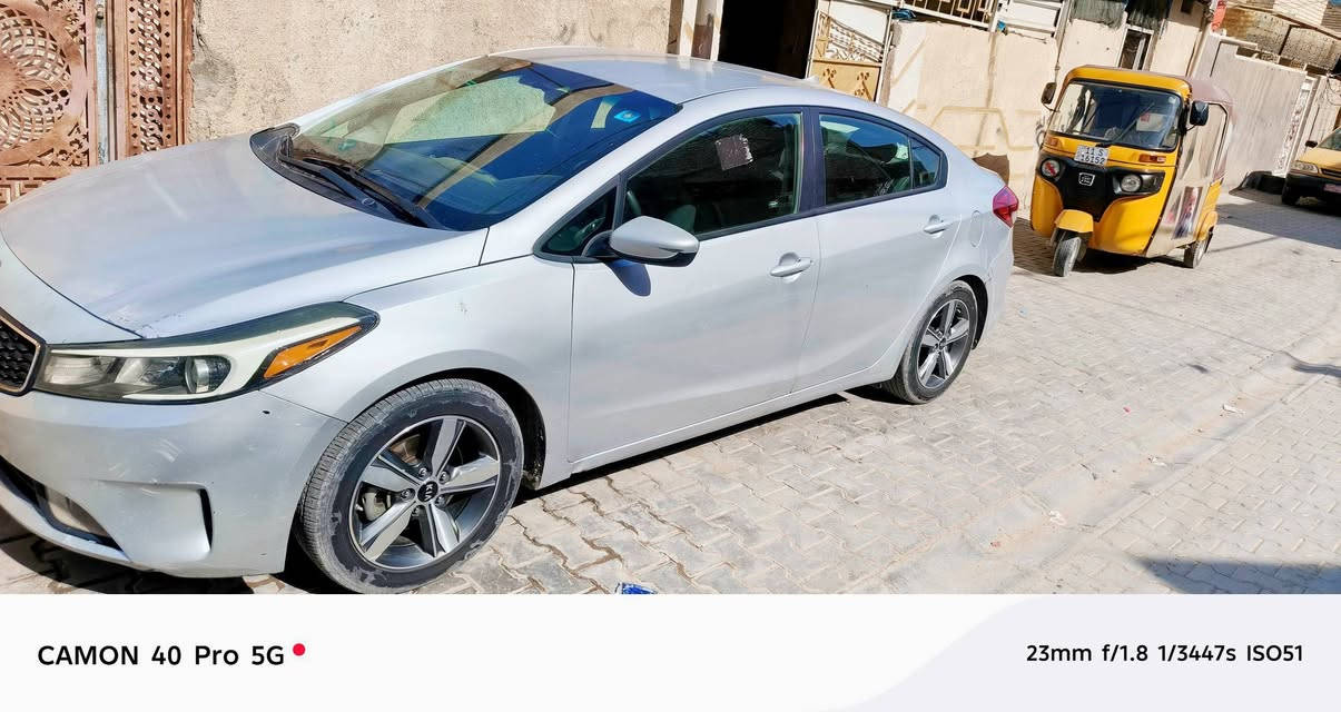 السلام عليكم فورتي 2018 وارد أمريكي حادثها جدا بسيط بخشم البنيد وبيها بارد بجاملغ جهة السايق مكفولة من الصبغ رقم بغداد إنكليزي المكان بغداد للاتصال ***********  السعر 118 وبيها مجال بسيط
