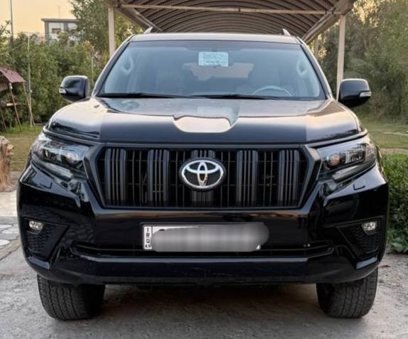 السلام عليكم... تويوتا برادو Txs مدنايت موديل 2023 ماشية ٦٠ الف حقيقي السيارة جديدة بحالة الوكالة 
الاتصال/ ***********
